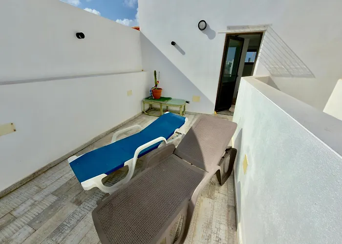 Casa Patrizia A Modern Ocean View Surf & Beaches Walk In Elcotillo דירה