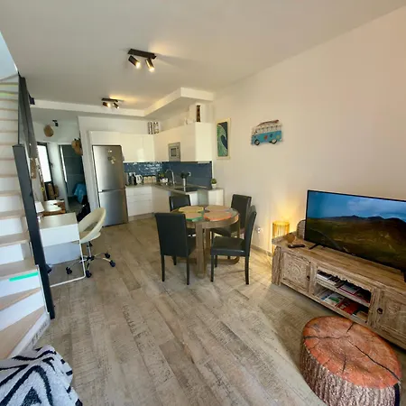 Casa Patrizia A Modern Ocean View Surf & Beaches Walk In Elcotillo Apartment *