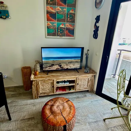 Casa Patrizia A Modern Ocean View Surf & Beaches Walk In Elcotillo Apartment