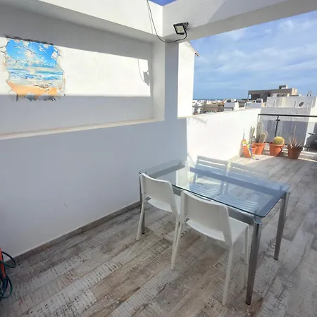 Apartment Casa Patrizia A Modern Ocean View Surf & Beaches Walk In Elcotillo *